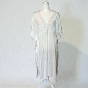 NWT Swim Suit Cover LULLA WHITE Medium BUT ROOMY